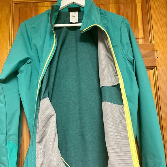 *SOLD* Patagonia All Free Jacket - Picture 3 of 7